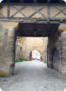 Group 1321315518 Group 1321315518